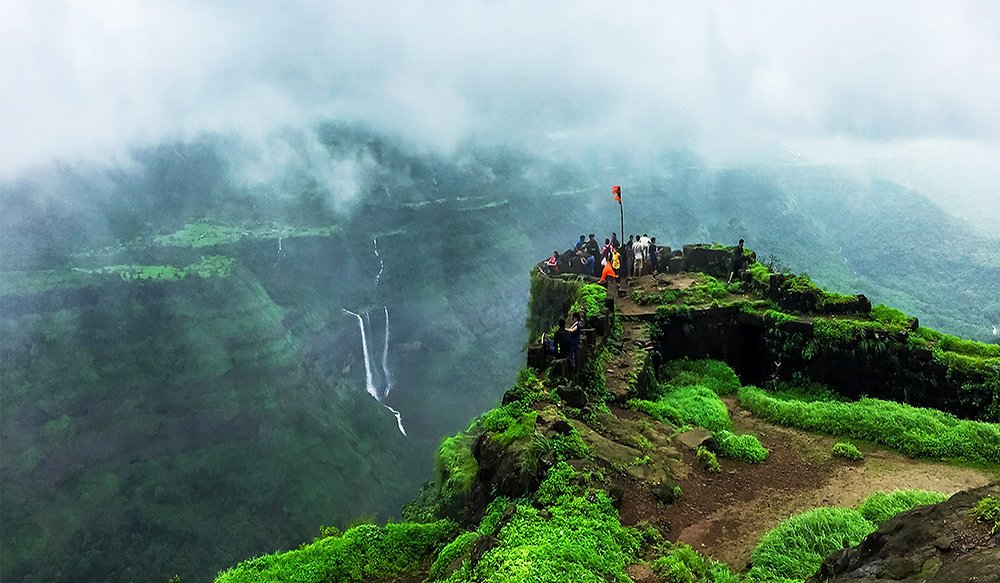 Pune To Lonavala One Day Trip By Cab — Maharashtra tour package