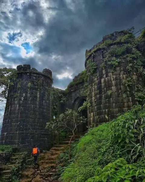 Pune To Sinhagad Fort One Day Trip — One Day Trip From Pune tour package