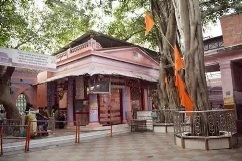 Pune To Tuljapur Akkalkot 2 Day Trip — Maharashtra tour package