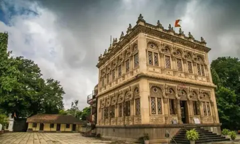 Pune Darshan Tour — Maharashtra tour package